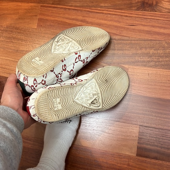 Gucci sneakers size 8 fits like 9 9.5 - Picture 4 of 4